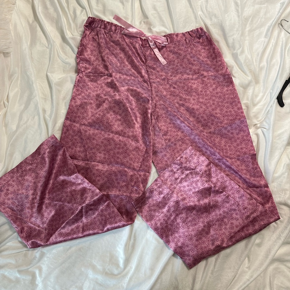 🆕 Delta Rose Floral Lounge Pants